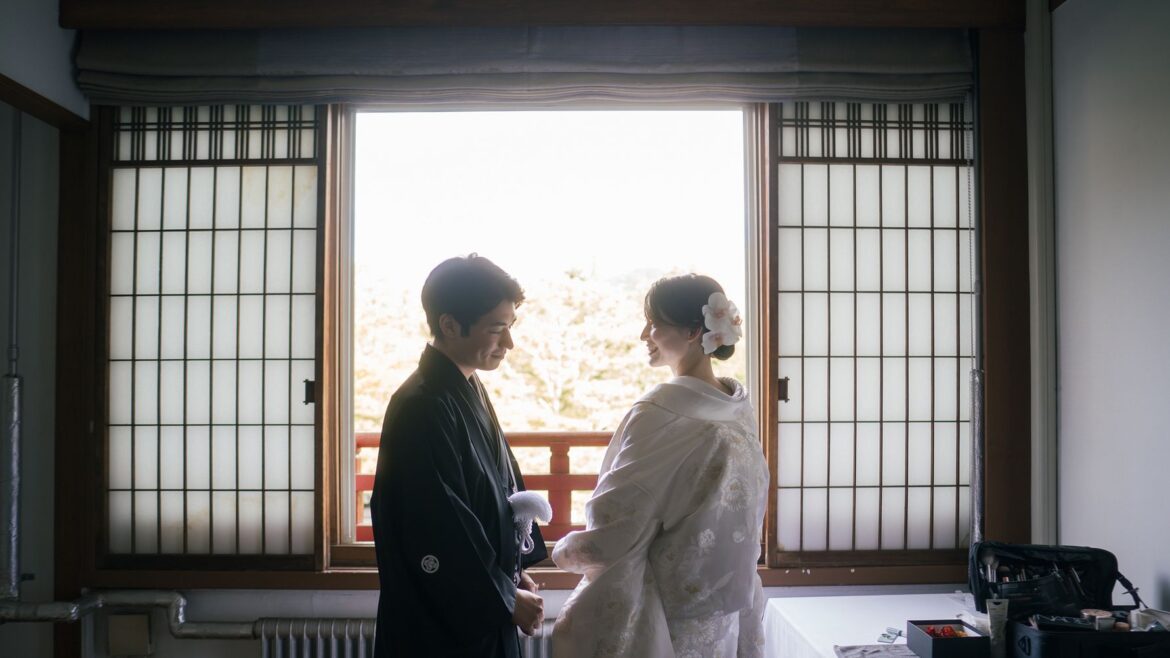 Have a Special Japanese Honeymoon Experience in Nikko, Japan, With Photoshoot Have a Special Japanese Honeymoon Experience in Nikko, Japan, With Photoshoot