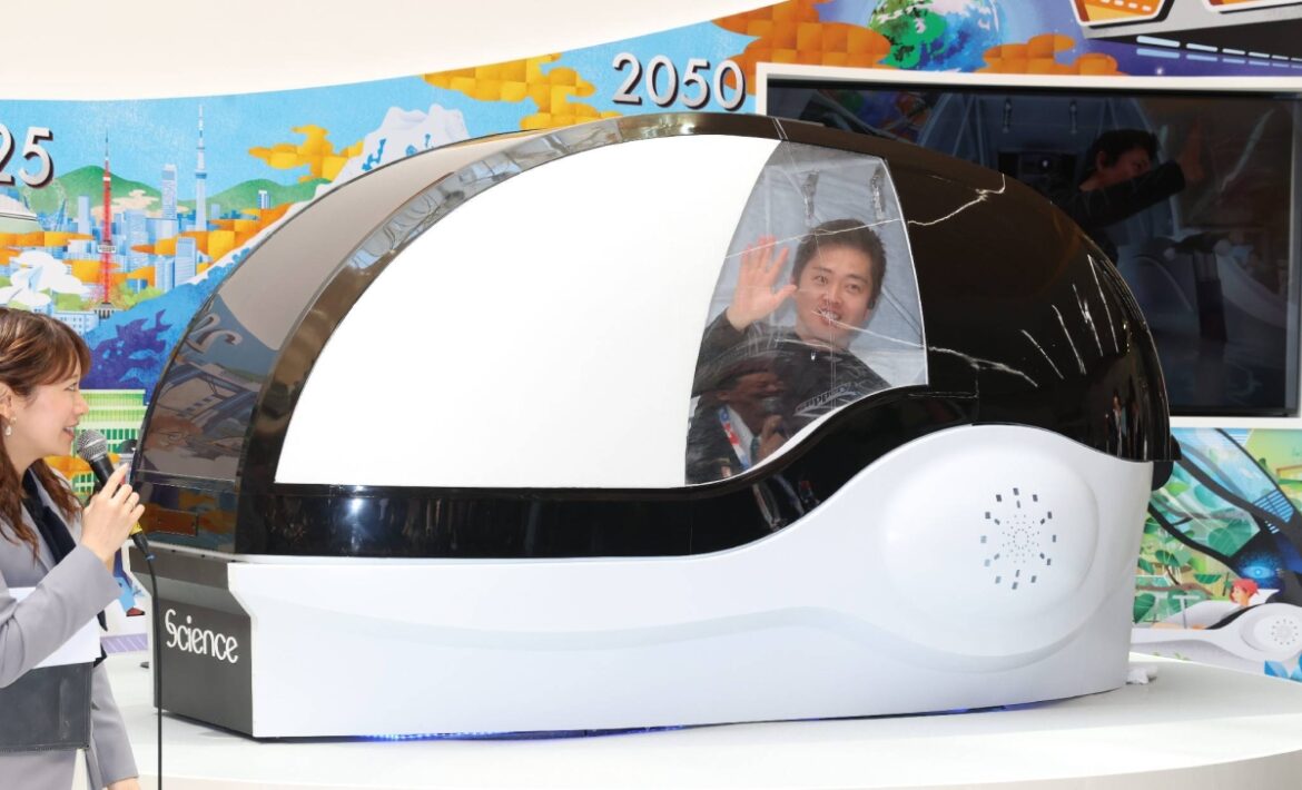 Expo Healthcare Pavilion displays iPS tech and 'human washing machine'