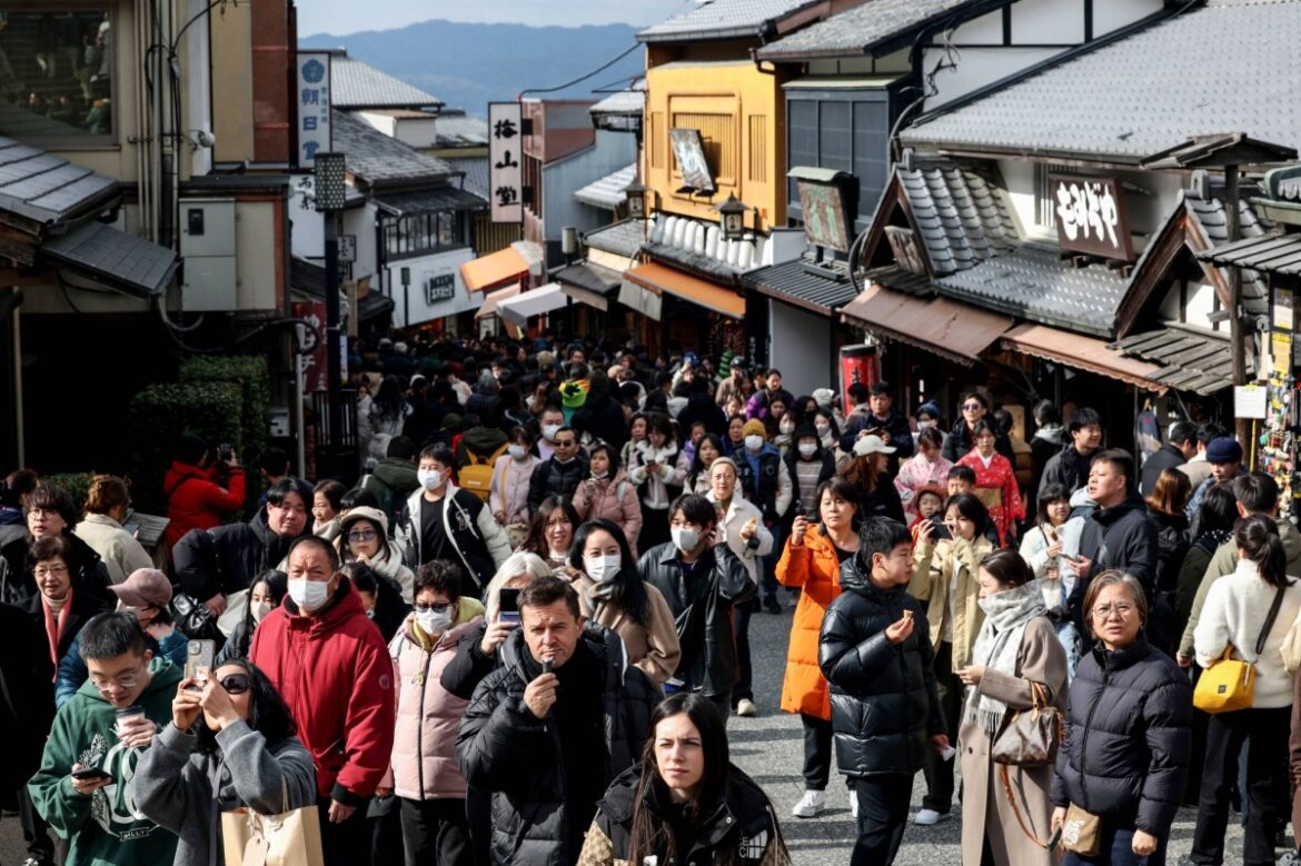 Kyoto to raise maximum hotel tax to ¥10,000