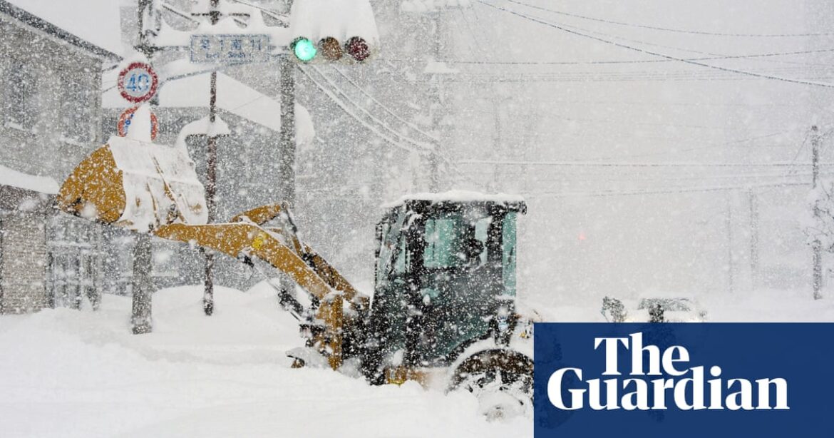 Parts of Japan blanketed by thick snow during strongest cold front for years | Japan Parts of Japan blanketed by thick snow during strongest cold front for years | Japan