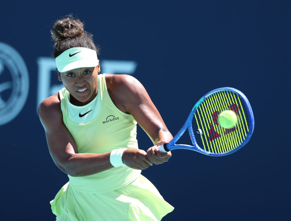 Naomi Osaka admits she's 'embarrassed' after what she did multiple times in her most recent match at the Miami Open
