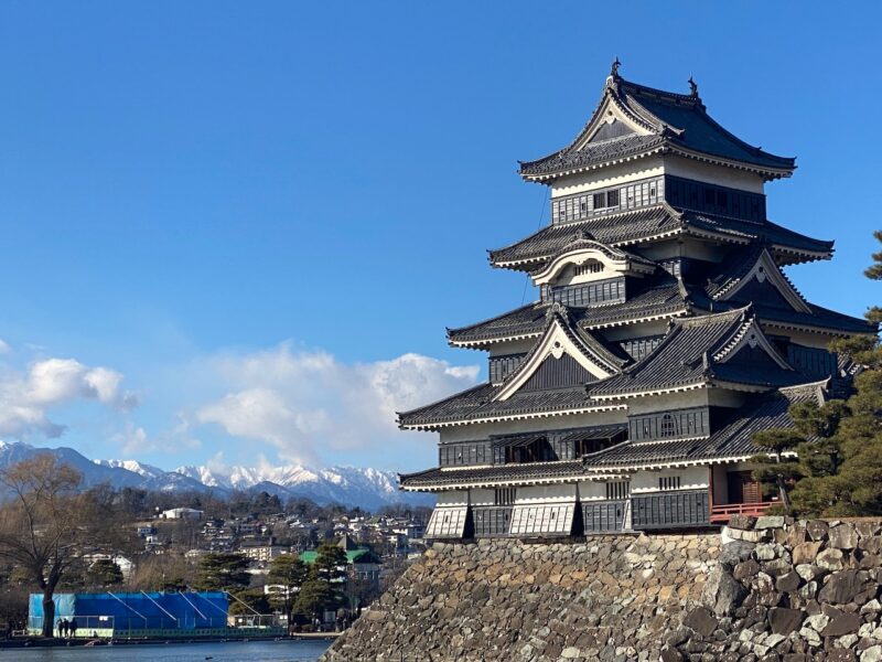 PlanetSKI in Japan. Image © PlanetSKI