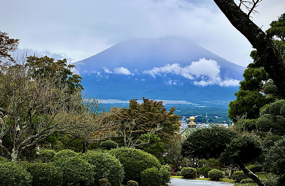 Mount Fuji reveals herself! (Pax Global Media)