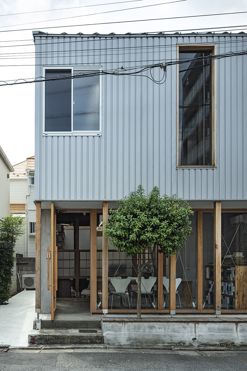 community-driven tokyo office by note architects adopts traditional japanese elements