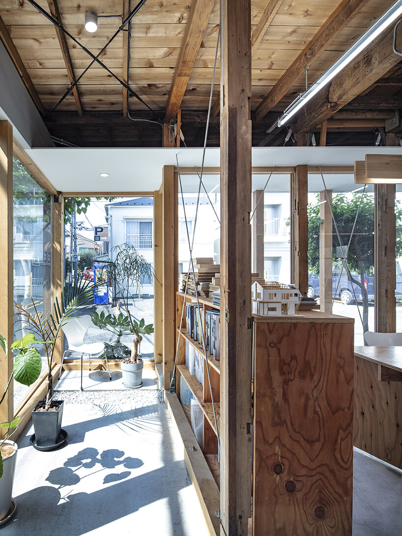 community-driven tokyo office by note architects adopts traditional japanese elements