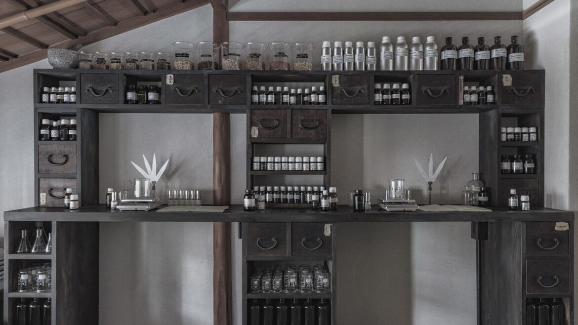 Le Labo’s Kyoto store blends wabi-sabi with slow perfumery Le Labo’s Kyoto store blends wabi-sabi with slow perfumery