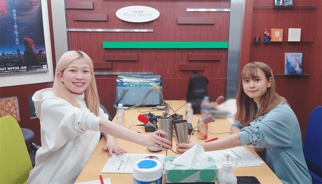 Aoyama Yoshino and Maeda Kaori from Kinyoubi no Shijimi