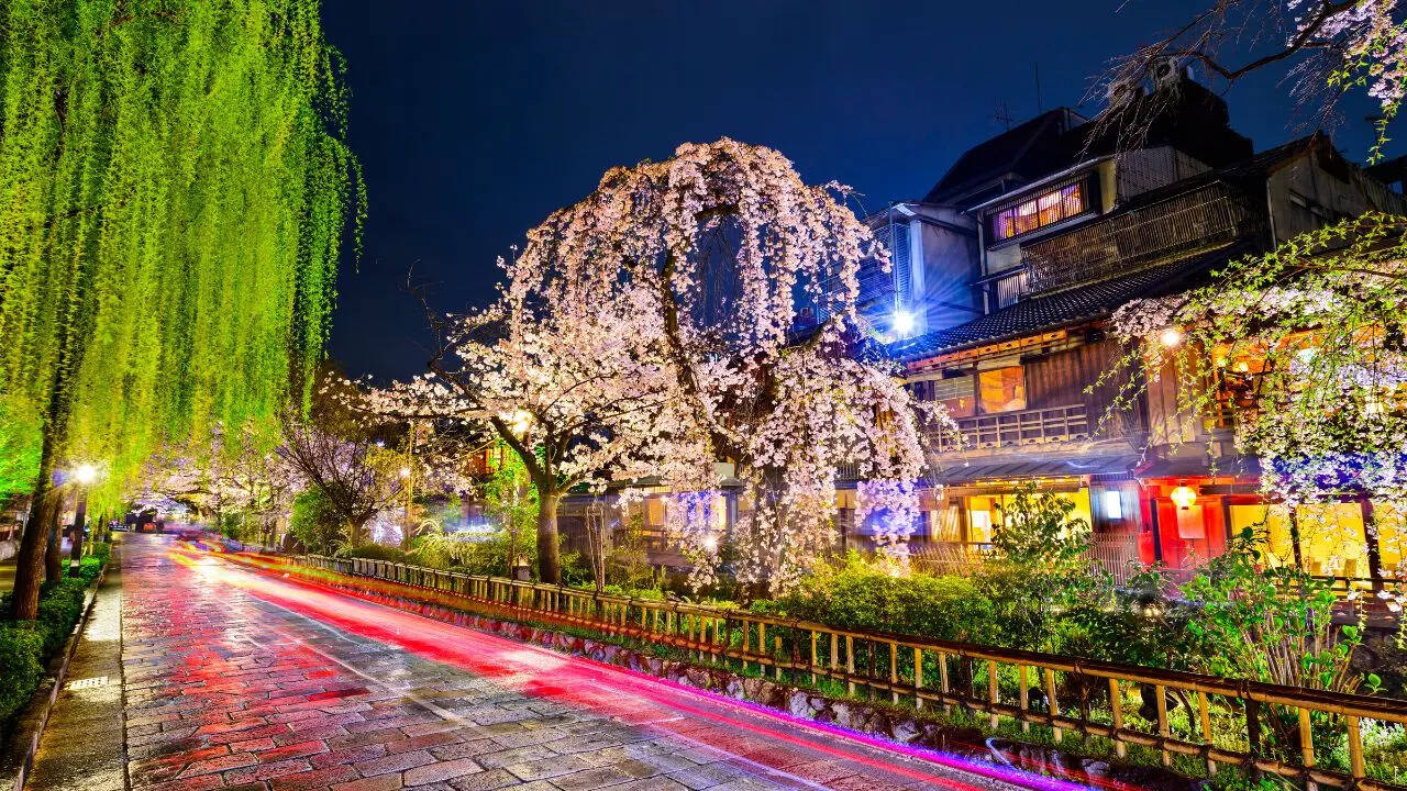 Gion Japan Credit Canva