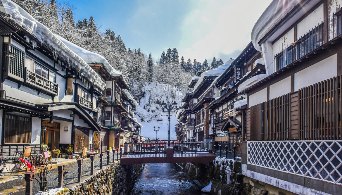 Ginzan Onsen to limit daytime visitors this winter to preserve its charm
