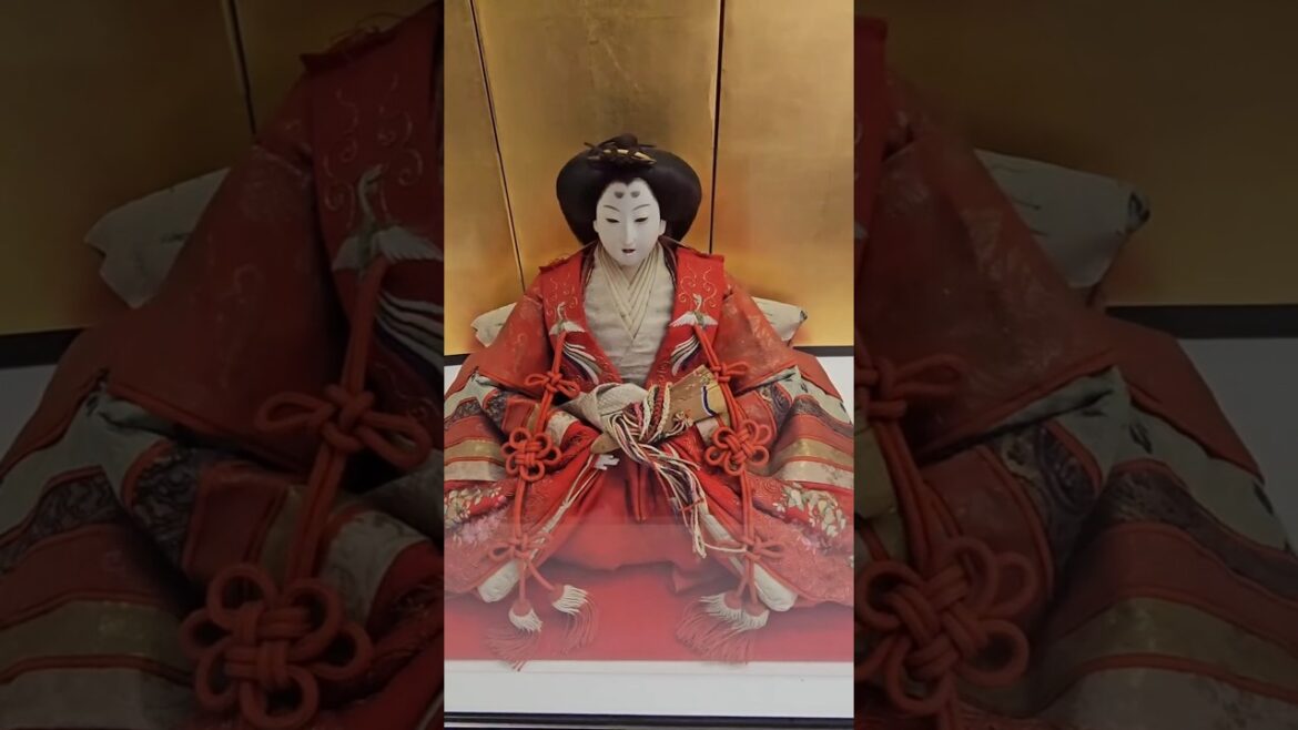 Beautiful Japanese Dolls at Yokohama Doll Museum #japan #shorts Beautiful Japanese Dolls at Yokohama Doll Museum #japan #shorts