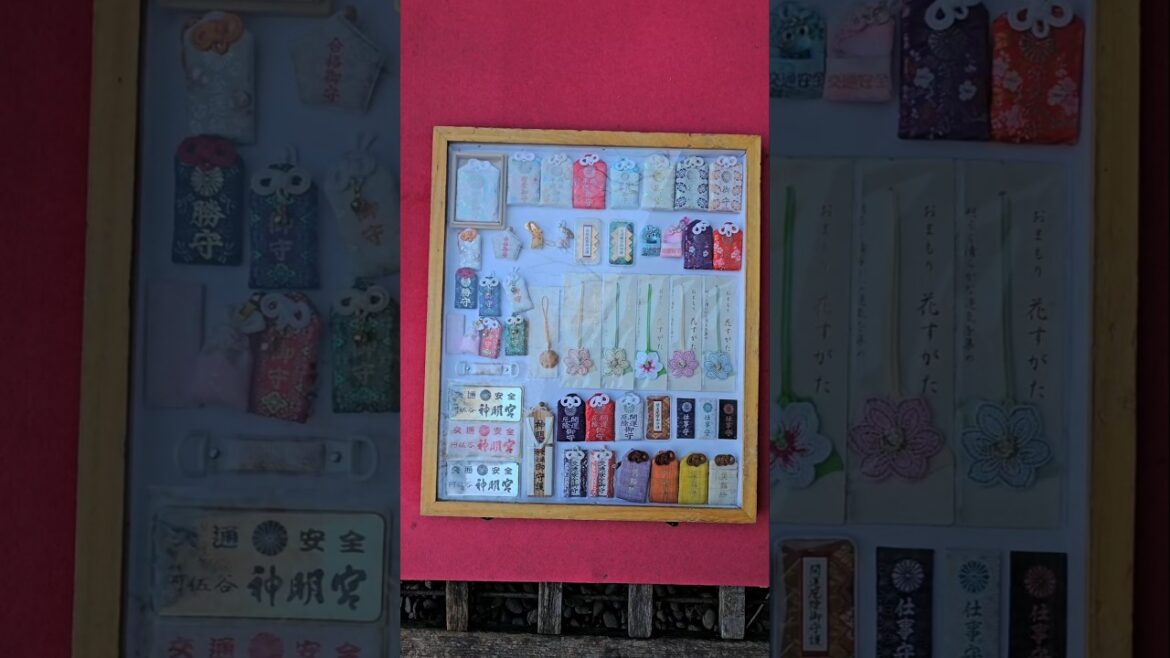 Kanmusubi / Lace Bracelet Amulet & embroidered Goshuin in Asagaya Shinmeigu Shrine in Tokyo, Japan 🌸