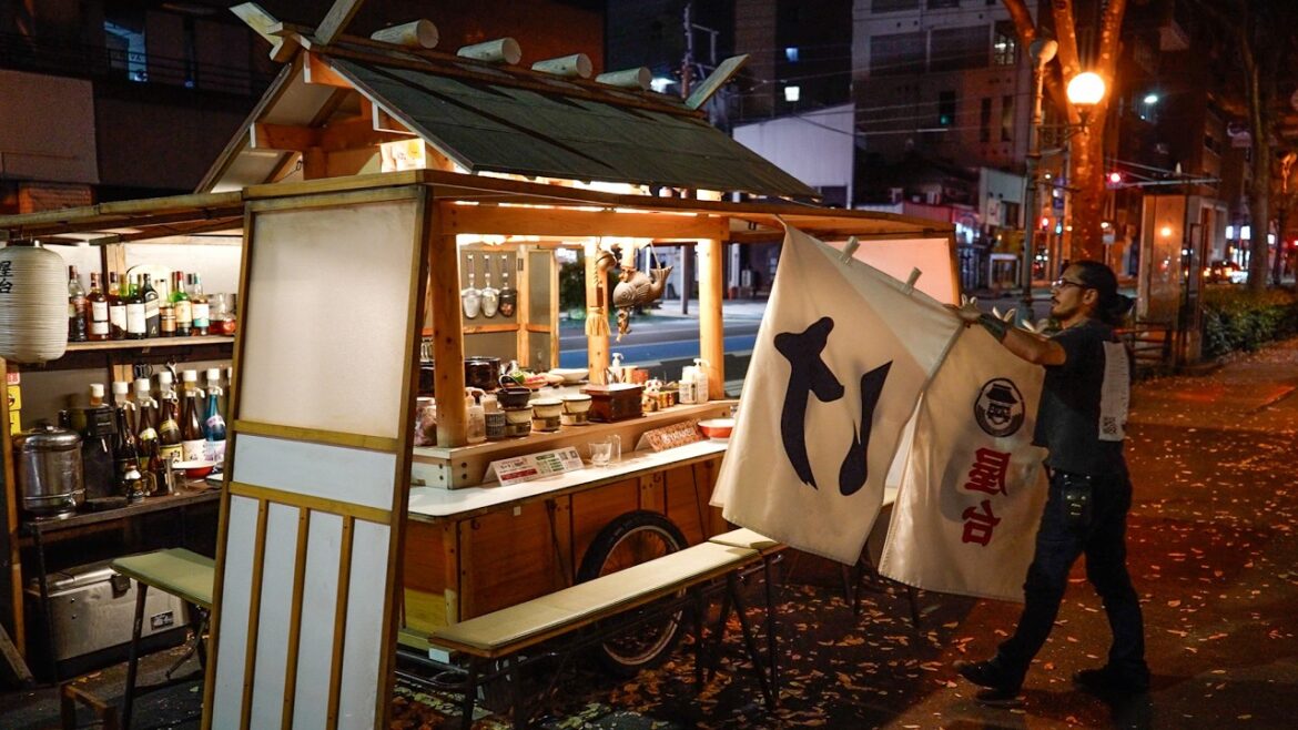 福岡 人気屋台「屋台けいじ」片付けから営業を終えるまでに密着!Fukuoka Japan Street food stall Yatai Keiji Cleaning up after closing 福岡 人気屋台「屋台けいじ」片付けから営業を終えるまでに密着!Fukuoka Japan Street food stall Yatai Keiji Cleaning up after closing