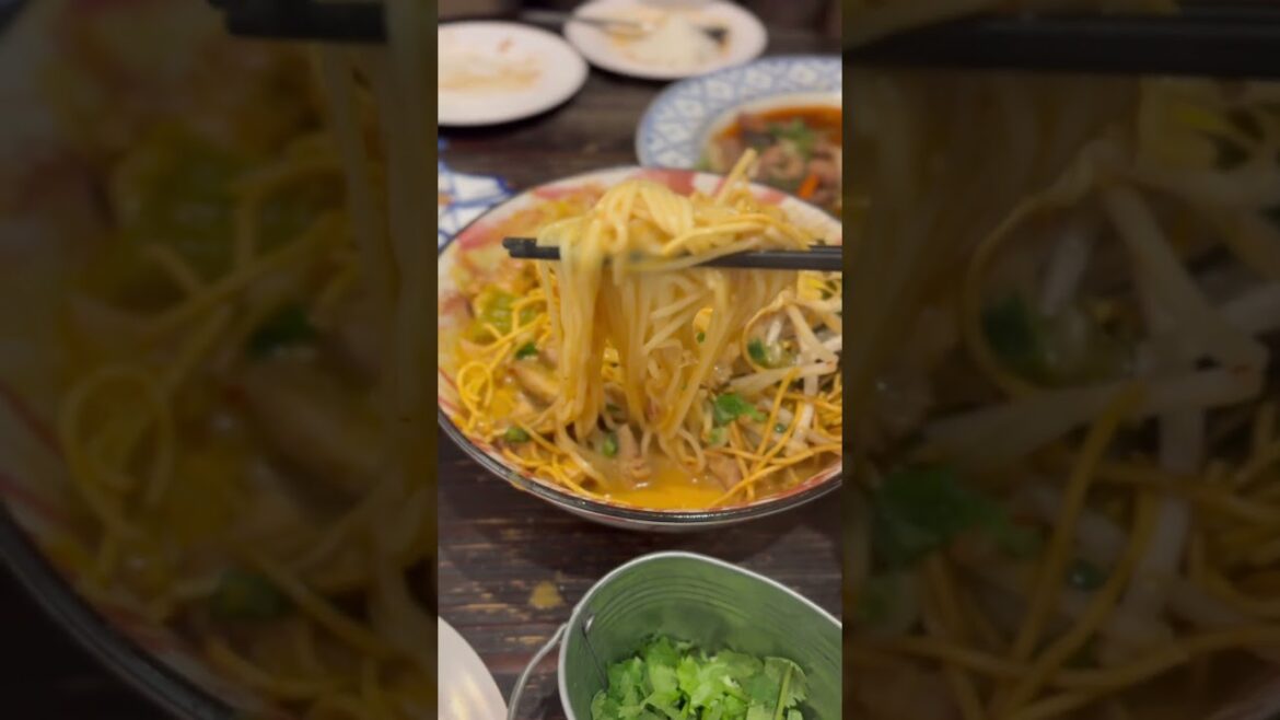 【神戸グルメ】パリパリ×もちもち！？本場タイのココナツカレーヌードルが絶品すぎた！