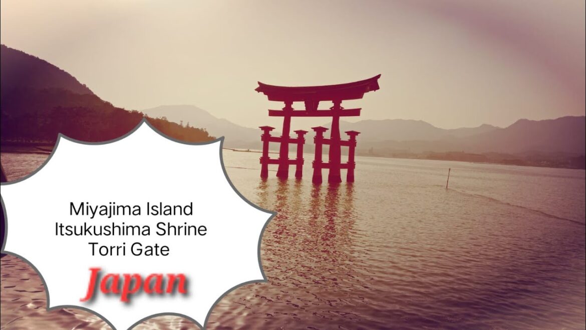 Miyajima Island Itsukushima Shrine Torri Gate मियाजिमा बेट इत्सुकुशिमा टोरी गेट near Hiroshima,Japan