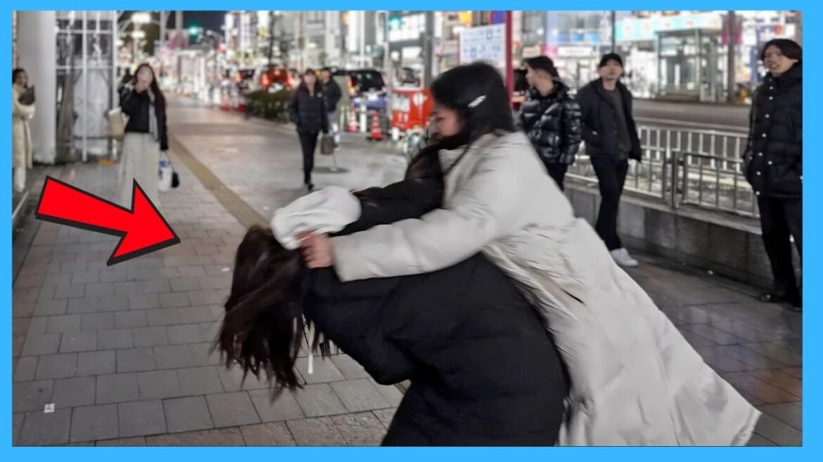 Tokyo From Cozy Corners to Midnight MADNESS Tokyo From Cozy Corners to Midnight MADNESS