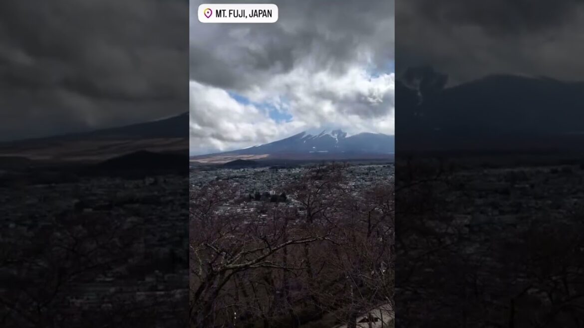Hello, Fuji-san! #mtfuji #fujisan #mountfuji #tokyo #japan #explore #nature #masterpiece #shortsfeed