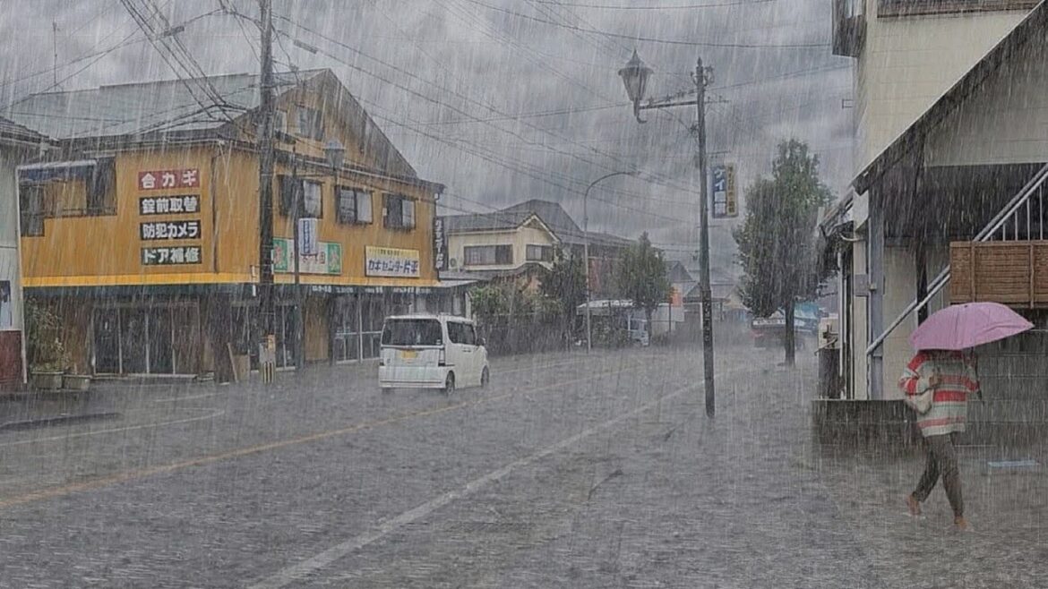 Heavy Rain In Kagoshima Japan, Walking In The Rain, Insomnia disappears instantly