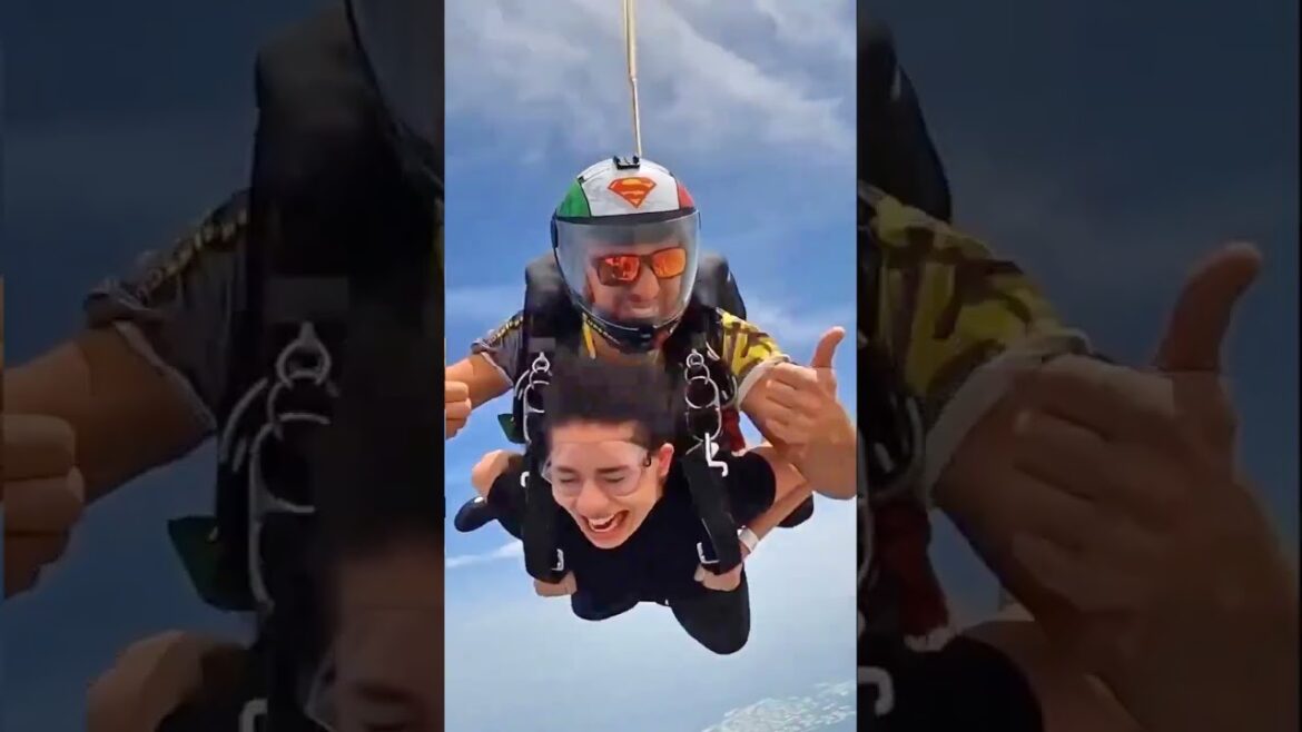 Tokyo To Dubai  #explore #travel #japan #dubai #youtube #top #flight #uae #shorts #viralsong #trend