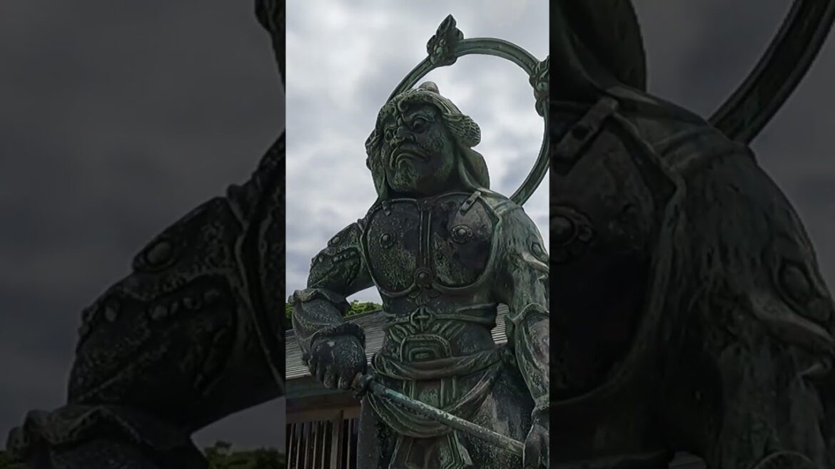 The bronze warrior #traveljapan #chiba #statue