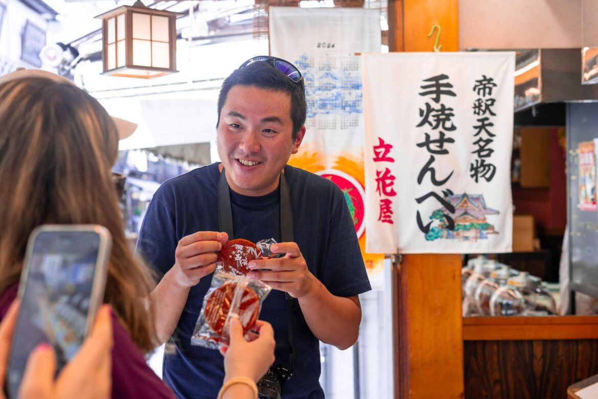 7 guided walking tours to see the best sides of Tokyo