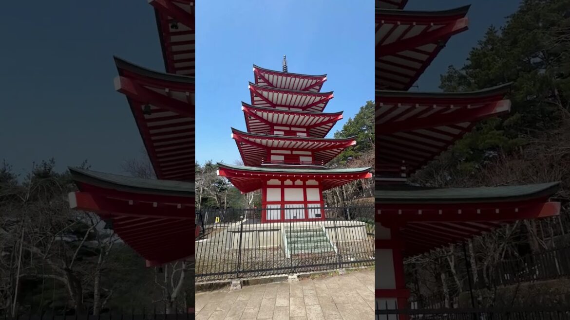 IS THIS the BEST Time to Visit Mount Fuji? #shorts #japantravel #travelshorts