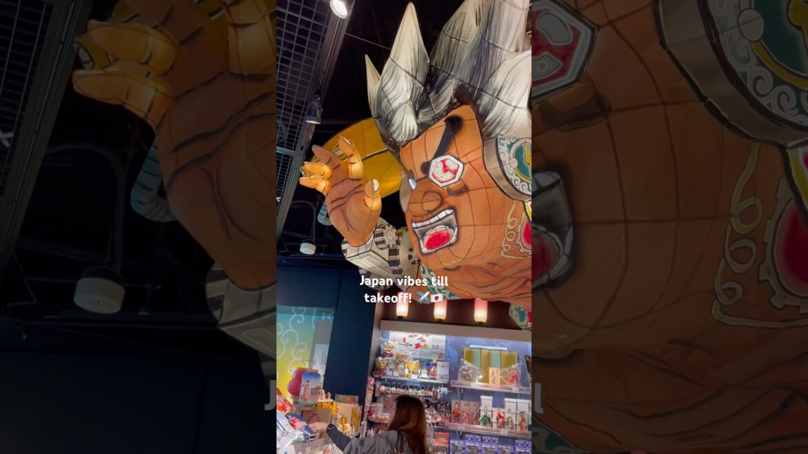 Japanese souvenirs and culture at Narita Airport! 🎎🇯🇵#naritainternationalairport  #japantravel