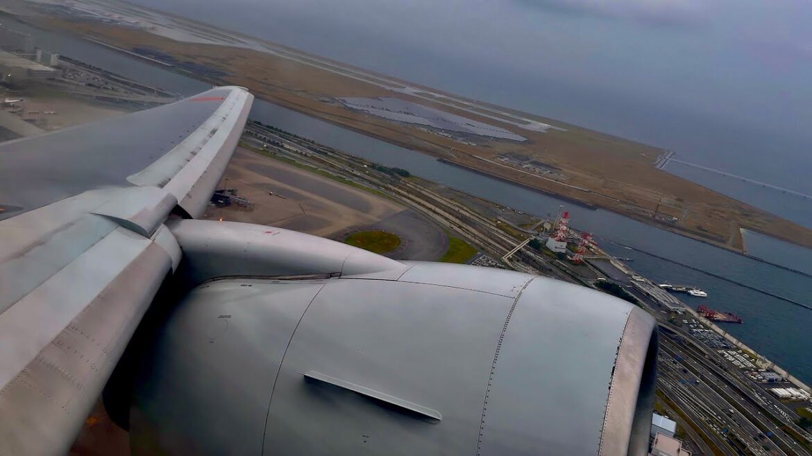 [4K] – Wet & Rainy Osaka Kansai Takeoff – All Nippon – Boeing 777-200/ER – KIX – JA716A – SCS 1349