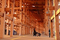 People walk around the venue of the Expo 2025 Osaka, Kansai in Osaka's Konohana Ward, April 16, 2025, on the fourth day of its opening. (Mainichi/Rintaro Nagasawa)