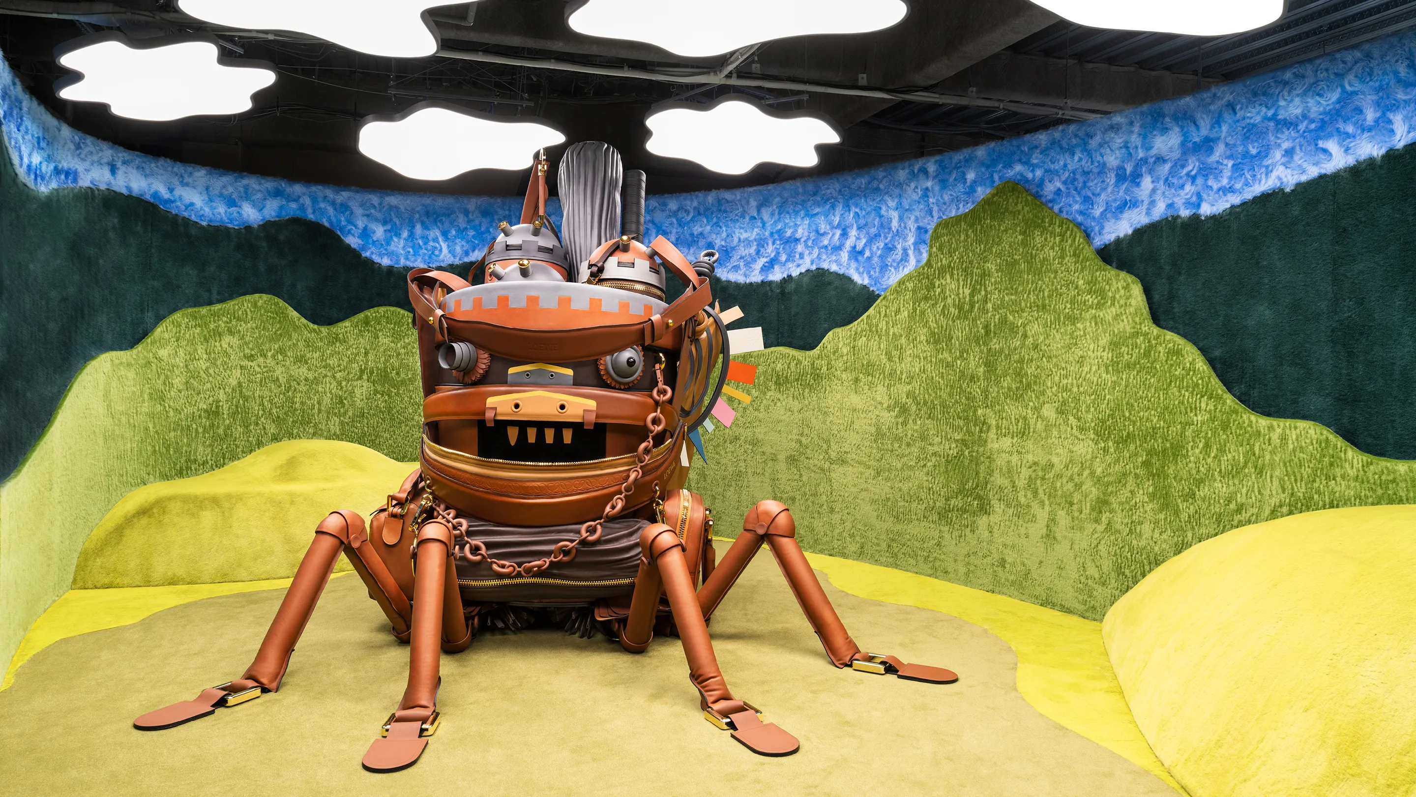 ロエベクラフテッドワールド展