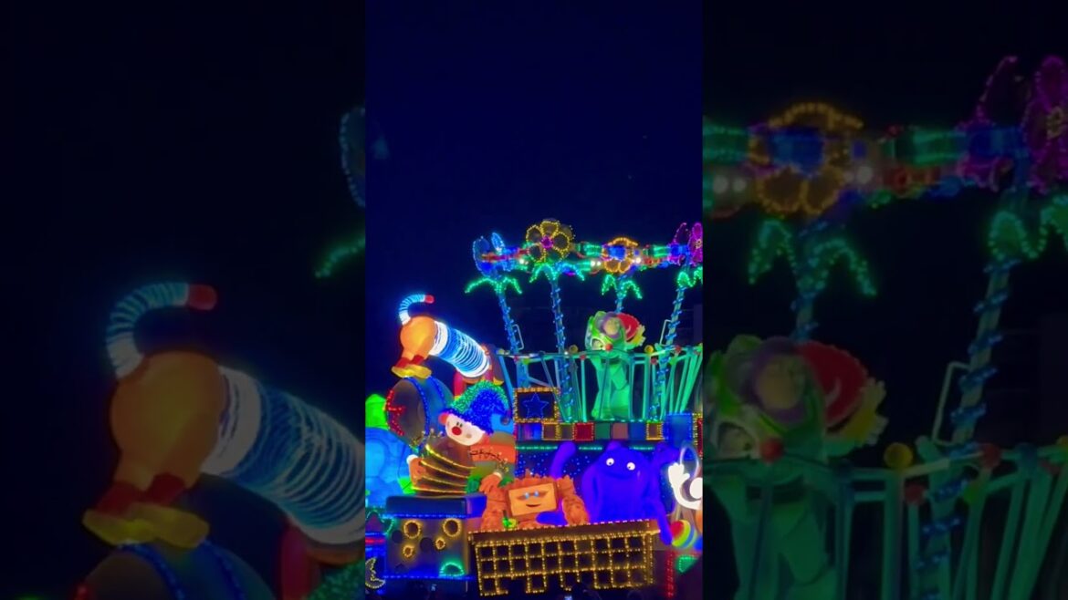 Tokyo Disney: Dream Lights - Toy Story #shorts #disney #tokyodisneyresort