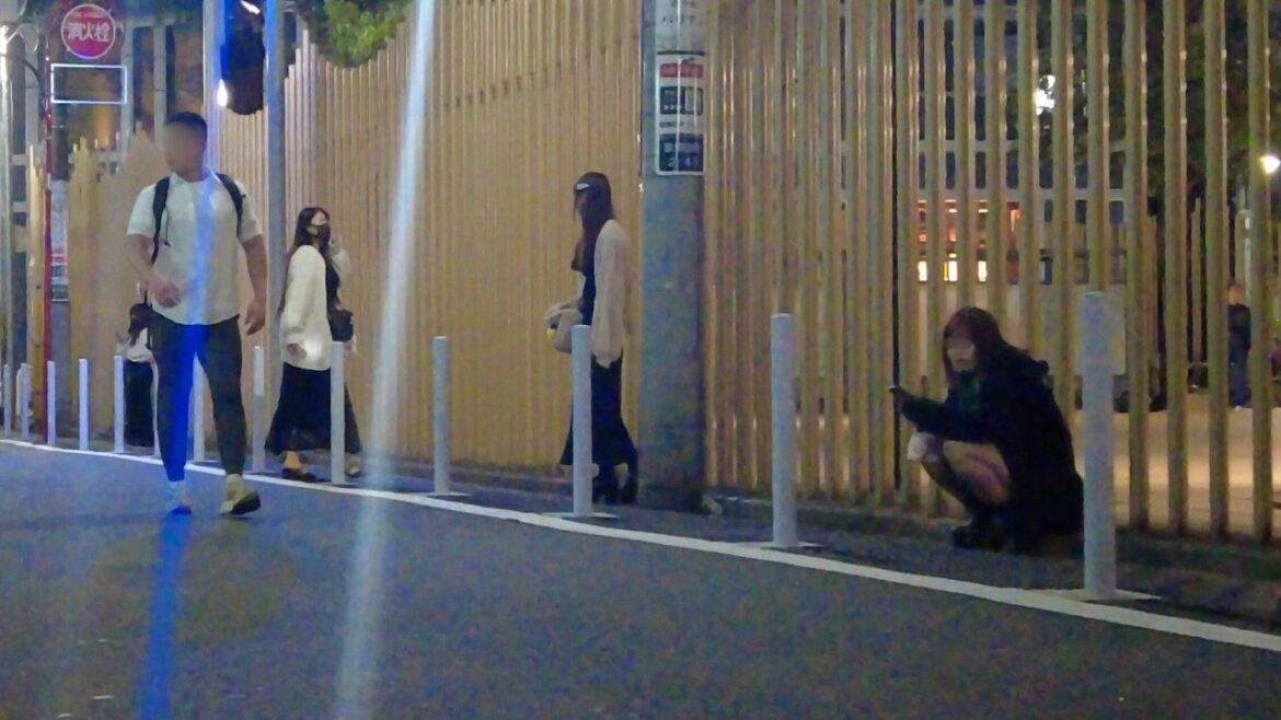 [Night walk - 4K] Shinjuku kabukicho - Okubo Park (April 22, 2025)