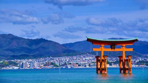 Explore The Resilience And Beauty Of Hiroshima, Japan's City of Peace