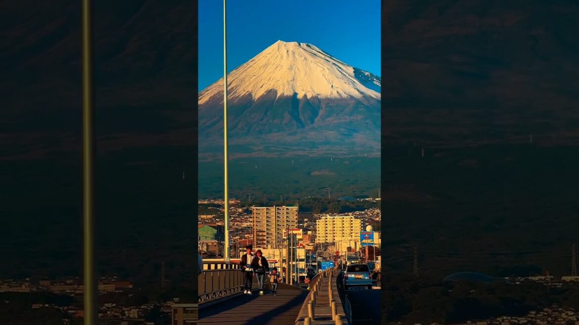 This view of Mt Fuji in japan 👀   #travel #nature #mountains #trendingshorts #japan #trendingshorts