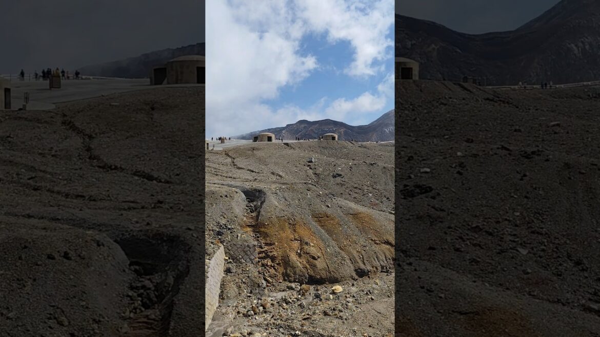 Aso, Japan 🇯🇵 #japan #kyushu #japanese #aso #kumamoto #volcano #mountain