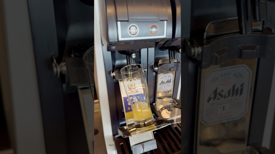 Amazing Sapporo Beer Machine 🇯🇵 #travel #sapporo #japanese #beer