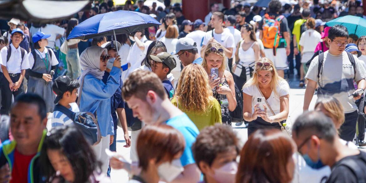 Japan travel agencies look abroad for growth as Japanese tourists stay home