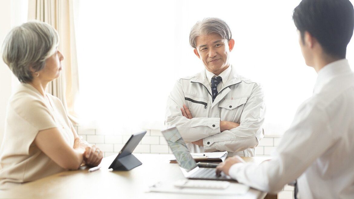 Two-Thirds of Japan’s Family Businesses with No Successor as Children Go Their Own Way Two-Thirds of Japan’s Family Businesses with No Successor as Children Go Their Own Way