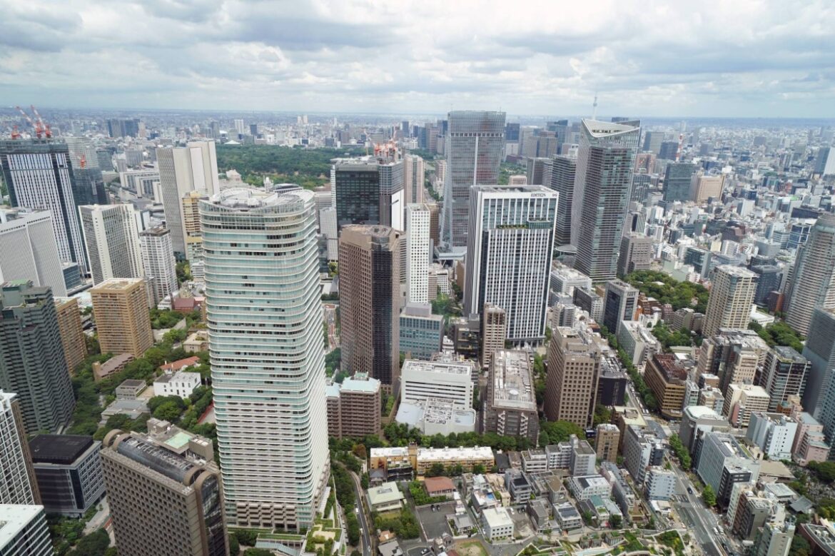 Central Tokyo condo price tops ¥100 million for second straight year Central Tokyo condo price tops ¥100 million for second straight year