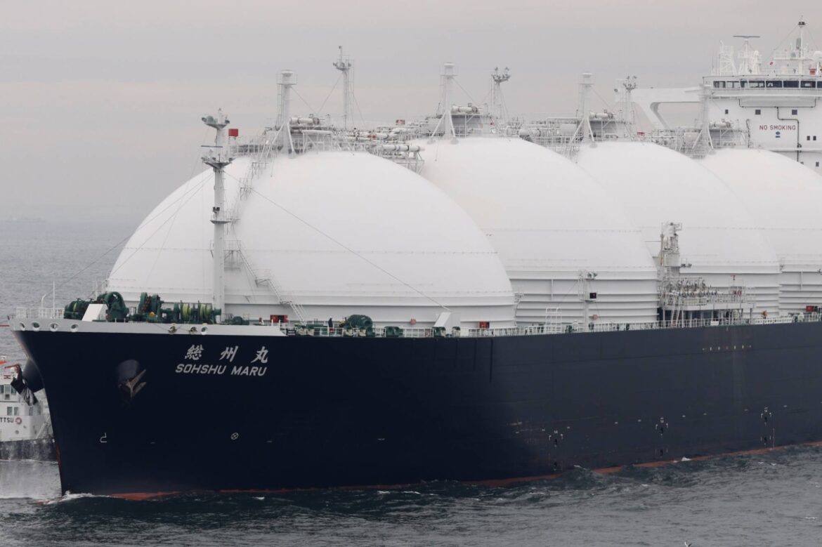 Japan mulls expanding imports of LNG from the U.S. for tariff negotiations Japan mulls expanding imports of LNG from the U.S. for tariff negotiations
