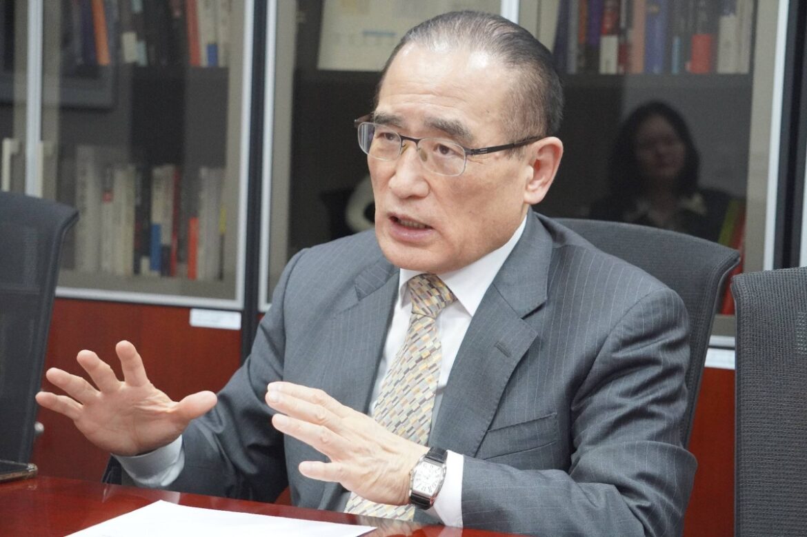 Aide to South Korean candidate suggests review of wartime labor solution Aide to South Korean candidate suggests review of wartime labor solution