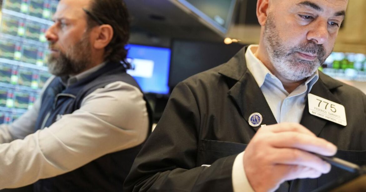 World shares fall further, with Tokyo down nearly 4%, as Trump threatens still more tariff hikes | Nation/World