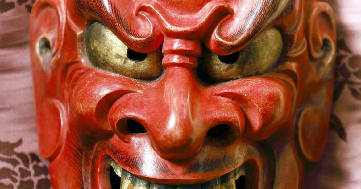 Kyoto carver gives expression to face of Noh mask artform | World