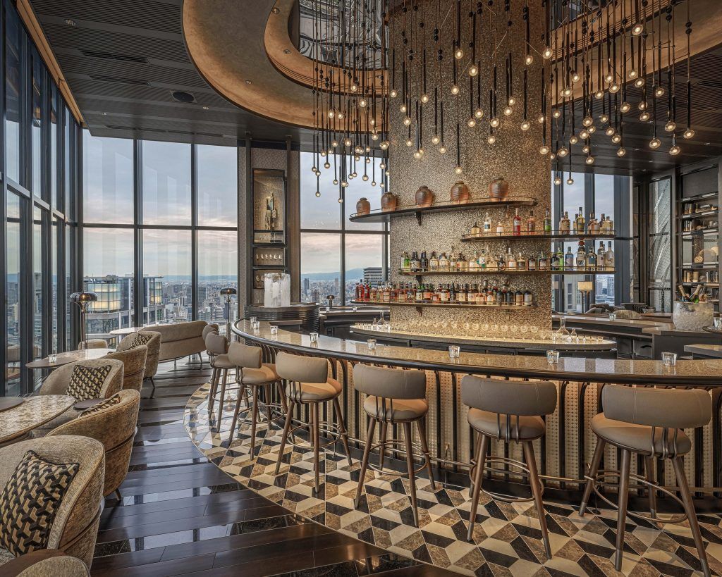 BAR BOTA on the 37th floor