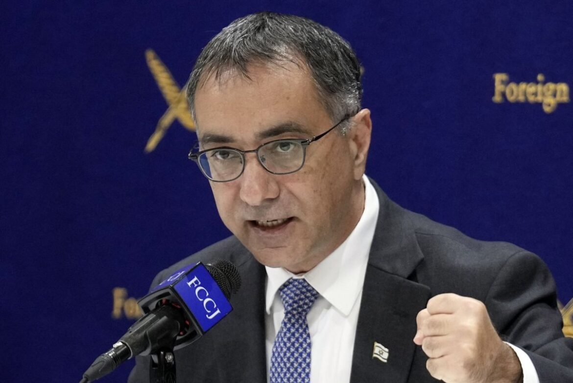 Israeli tourist was asked to sign war crimes declaration while visiting Kyoto