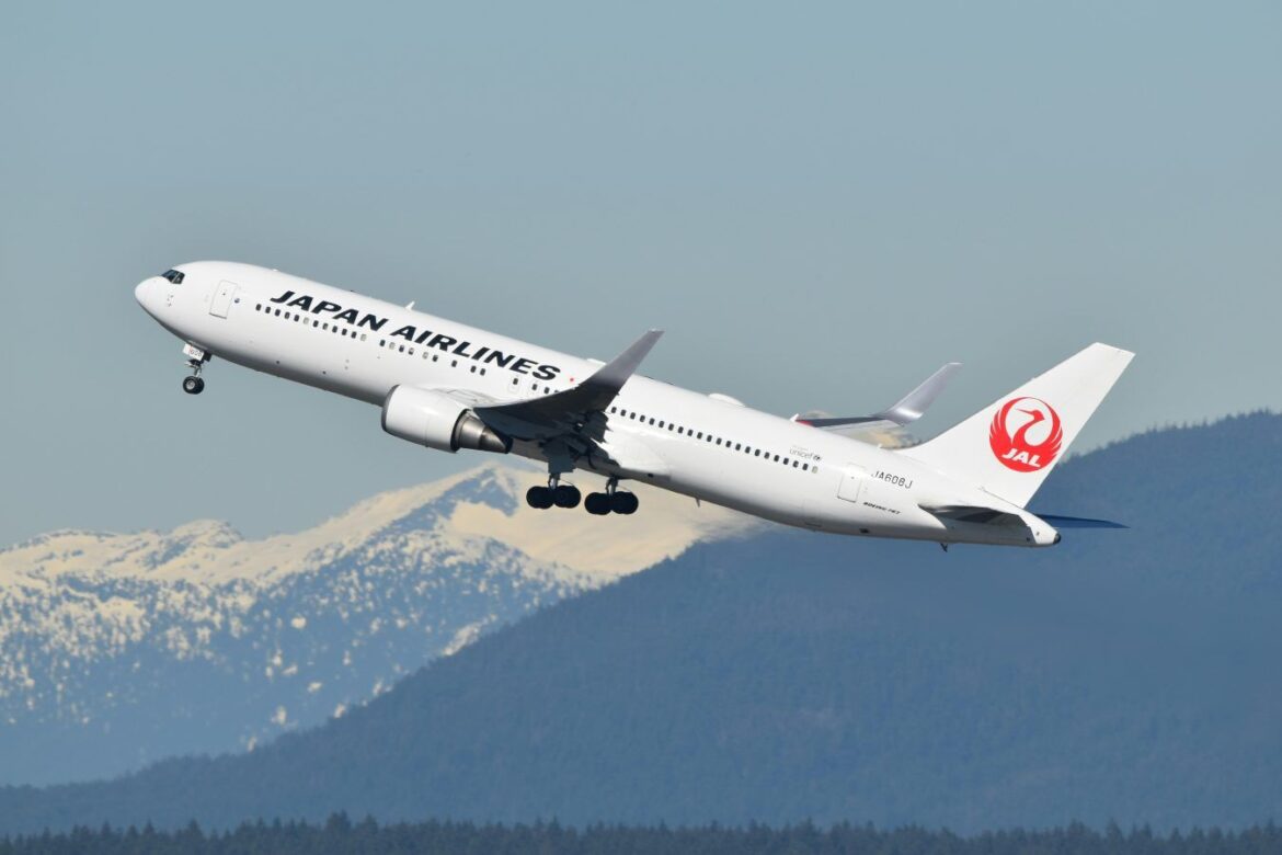 Japan Airlines Offers Domestic Flights For Free: Key Details