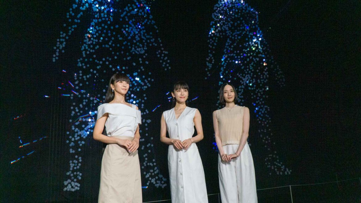 Perfume Exhibition Toranomon Hills (8)_5_11zon