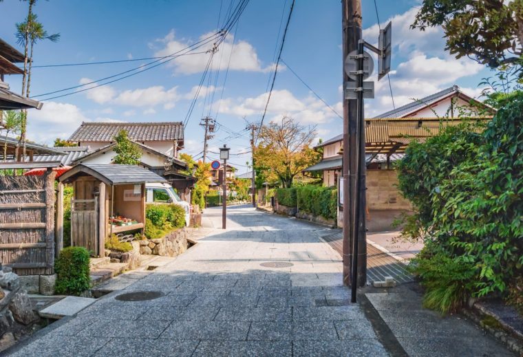 A suburban street in Kyoto (Photo: serge001/Getty Images)
