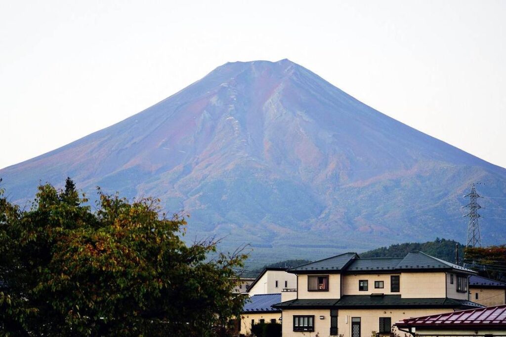 First snowcap of season yet to be seen on Japan’s Mount Fuji, marking latest formation in 130 years The Straits Times logo