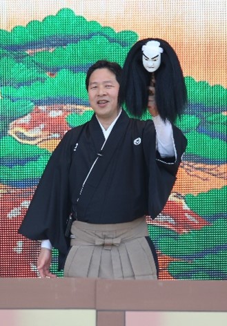 Introduction to Bunraku Puppets by YOSHIDA Ichisuke