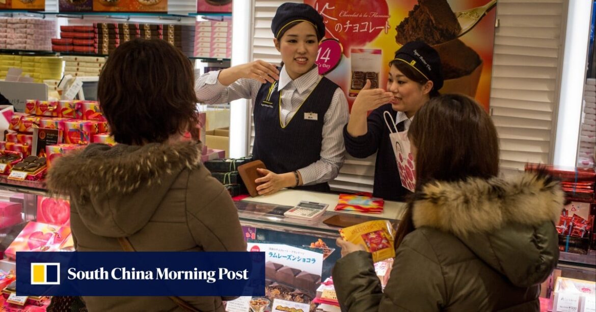 Work with a smile? But that’s harassment, say nearly half of Japanese polled Work with a smile? But that’s harassment, say nearly half of Japanese polled